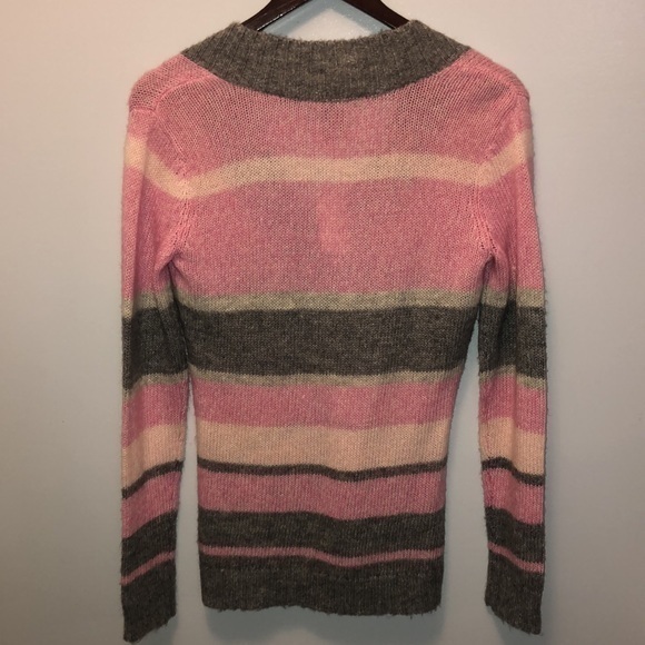 New York‎ & Company Wool Blend V-Neck Gray/Pink Sweater/ Size Small "NWT" - Picture 9 of 11